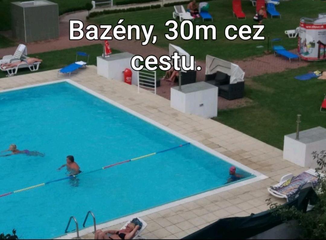 Apartmany Centro & Jacuzzi Piest'any Exterior photo