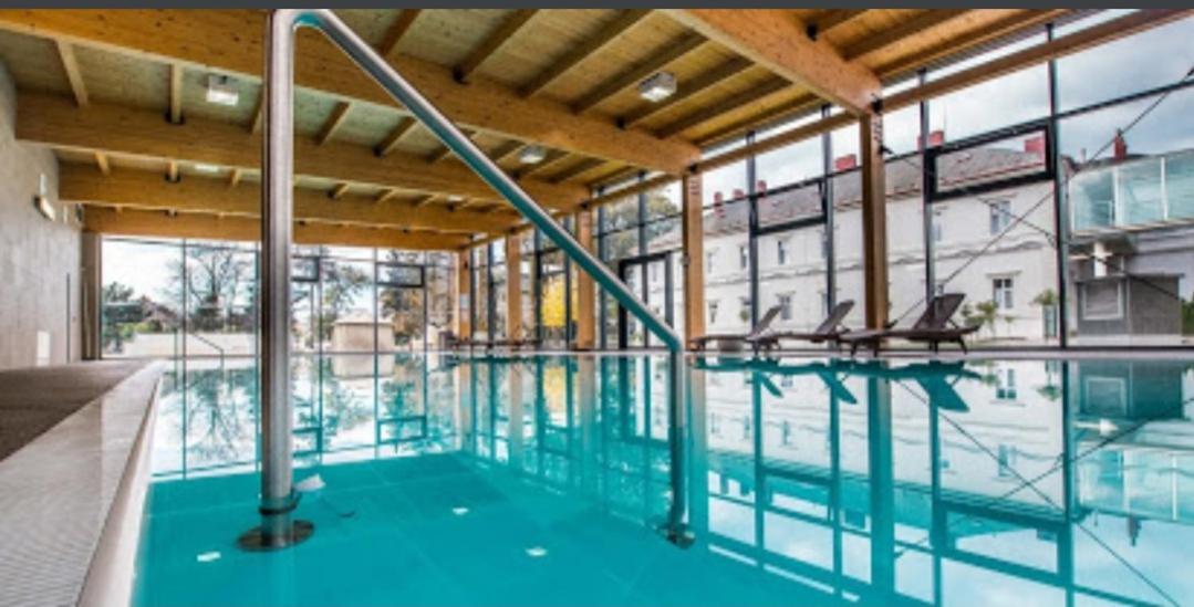 Apartmany Centro & Jacuzzi Piest'any Exterior photo