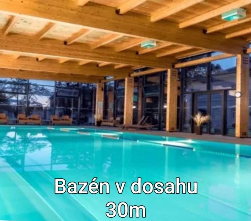 Apartmany Centro & Jacuzzi Piest'any Exterior photo