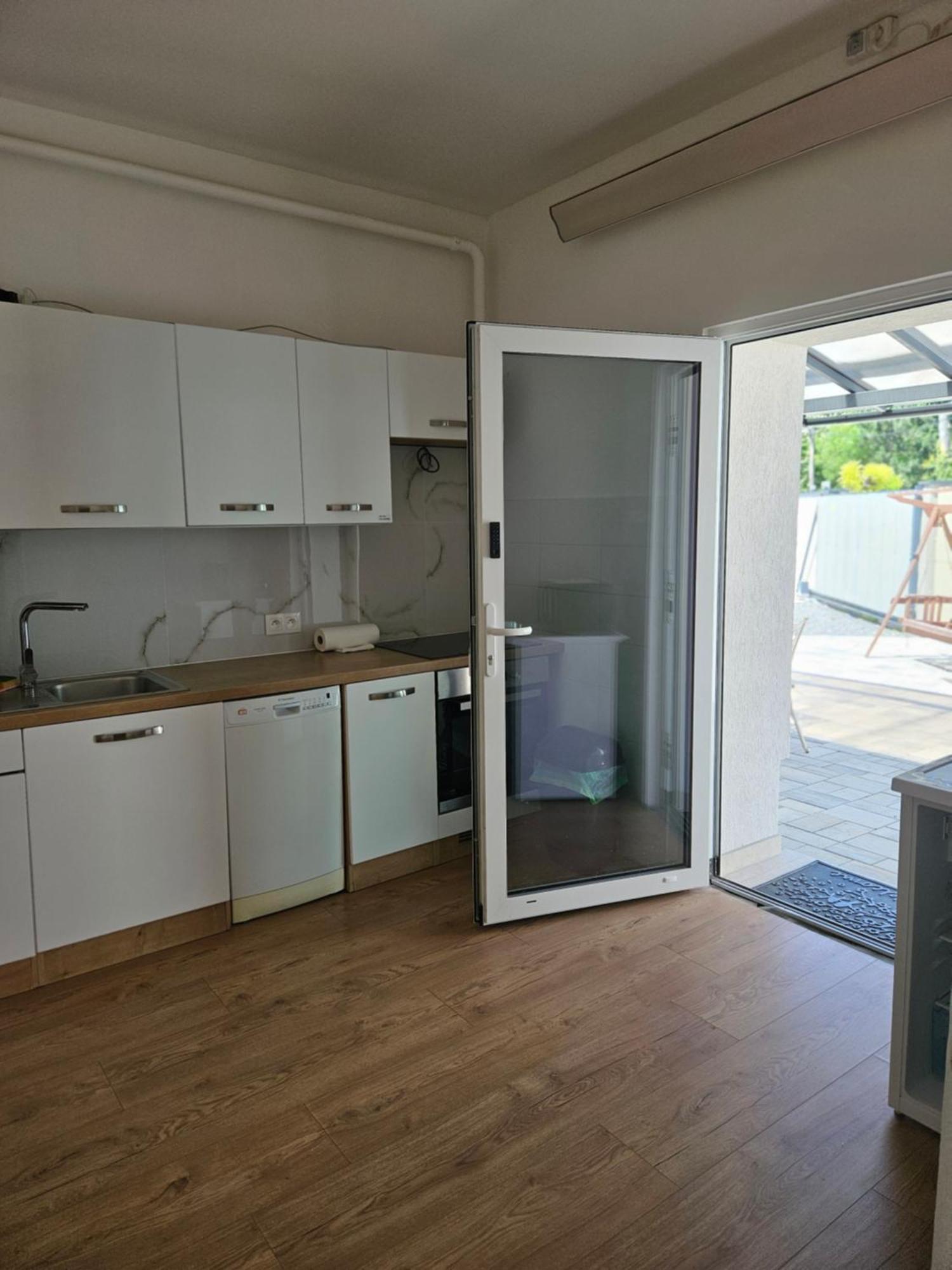 Apartmany Centro & Jacuzzi Piest'any Exterior photo