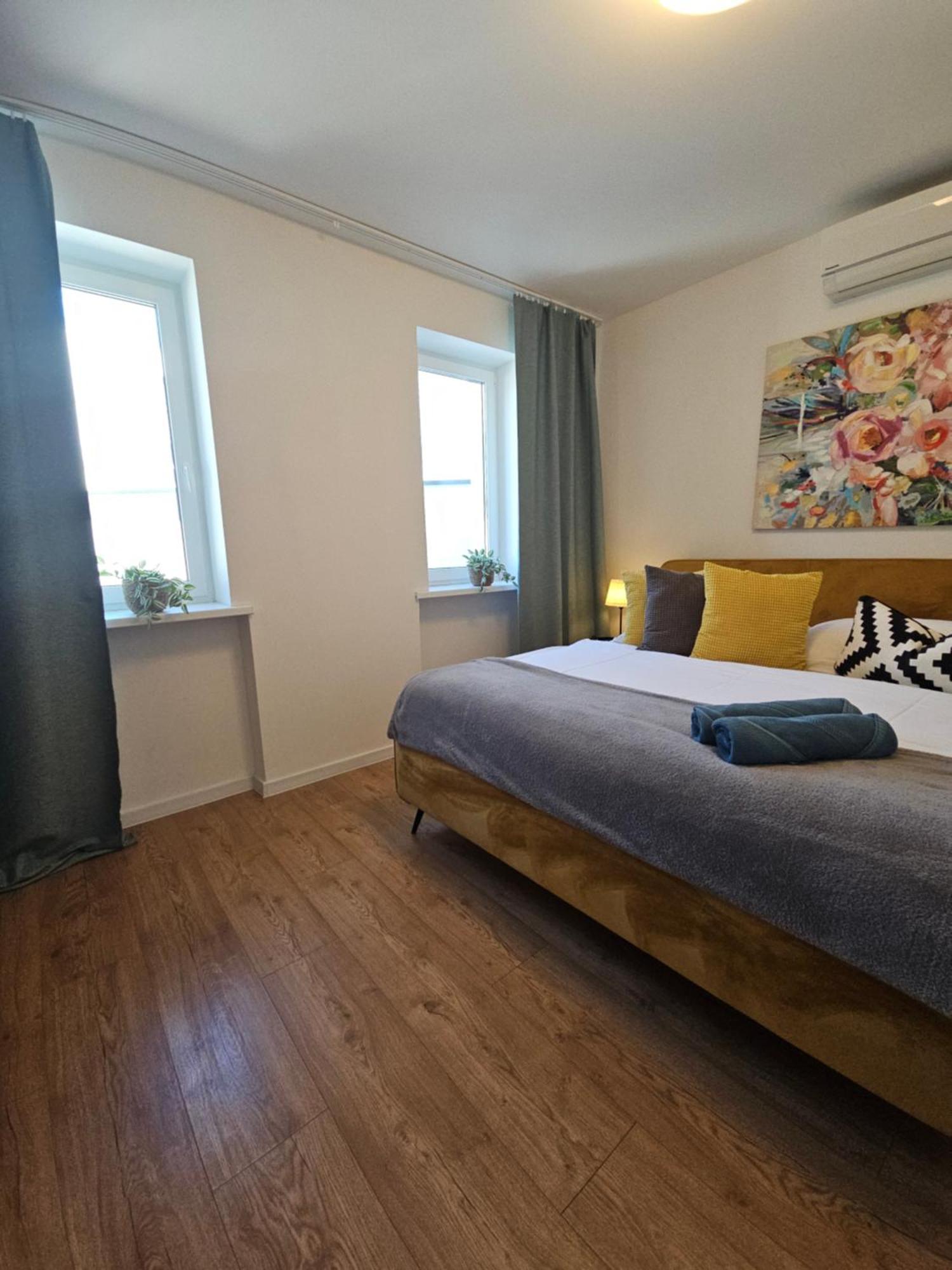 Apartmany Centro & Jacuzzi Piest'any Exterior photo