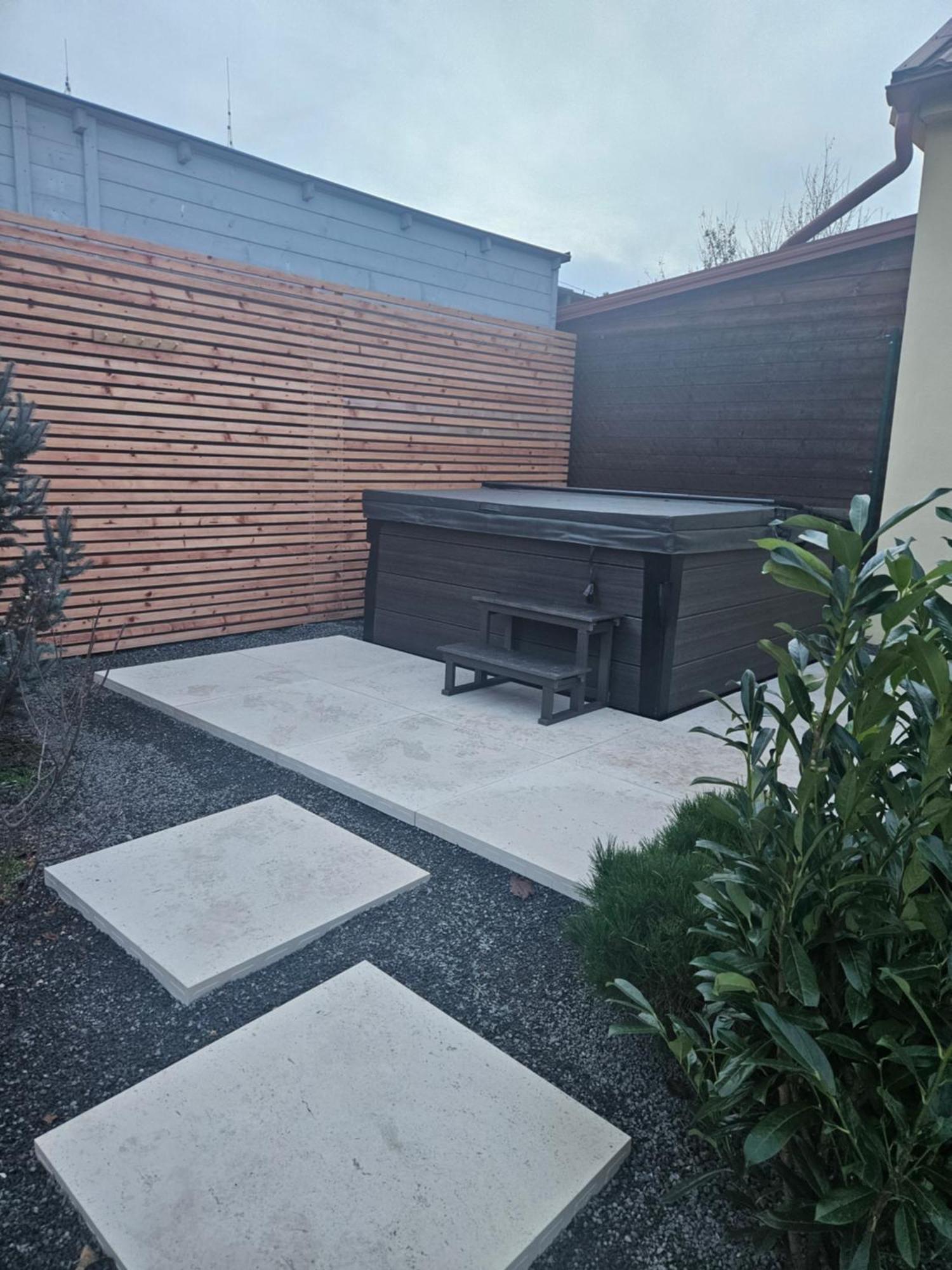 Apartmany Centro & Jacuzzi Piest'any Exterior photo